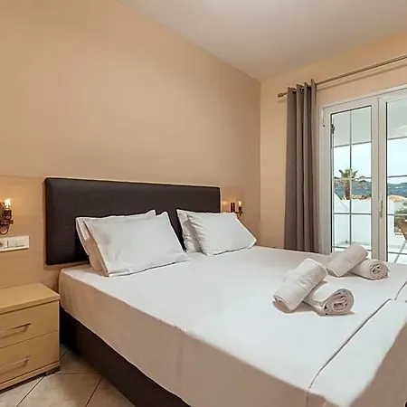 Hotel Yakinthos