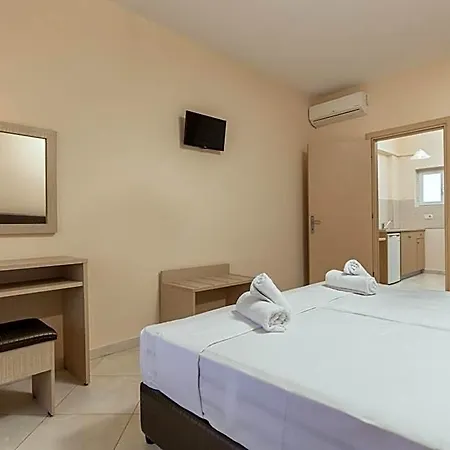 Hotel Yakinthos